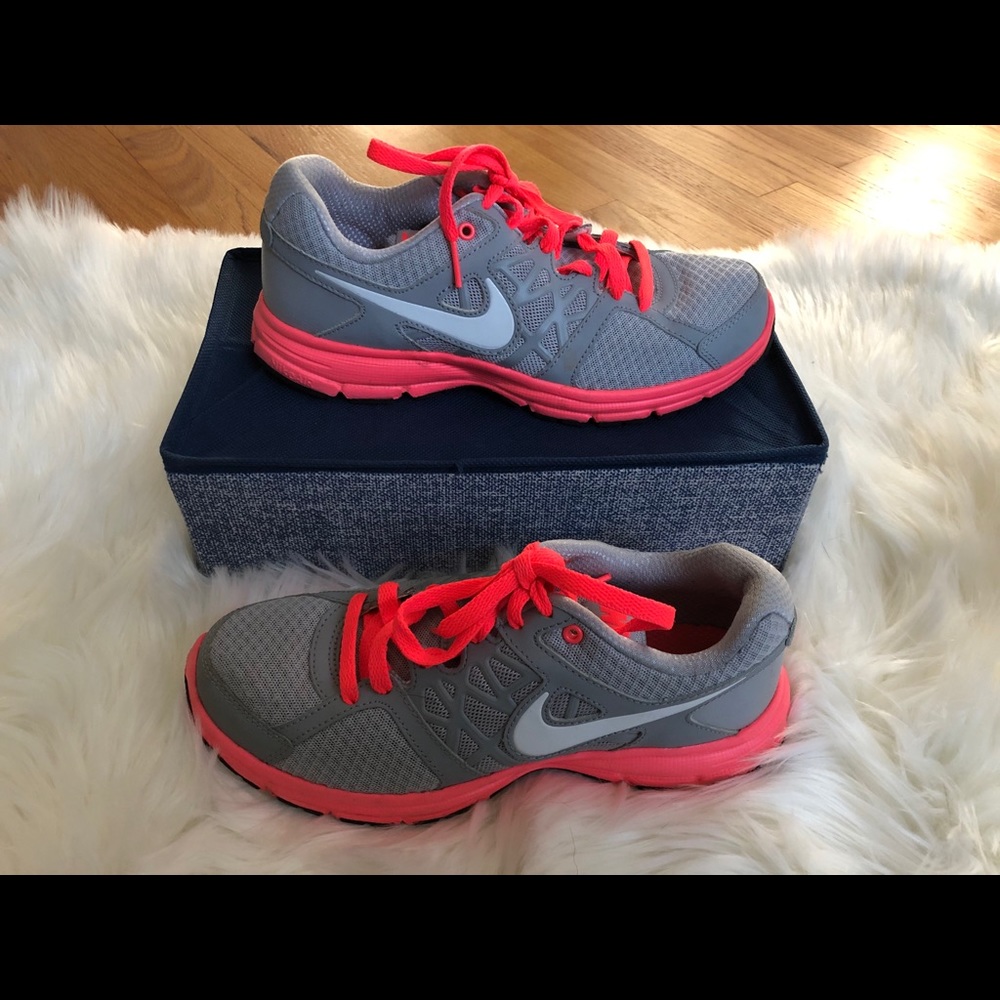 Women’s Nike Relentless 2 Sneakers